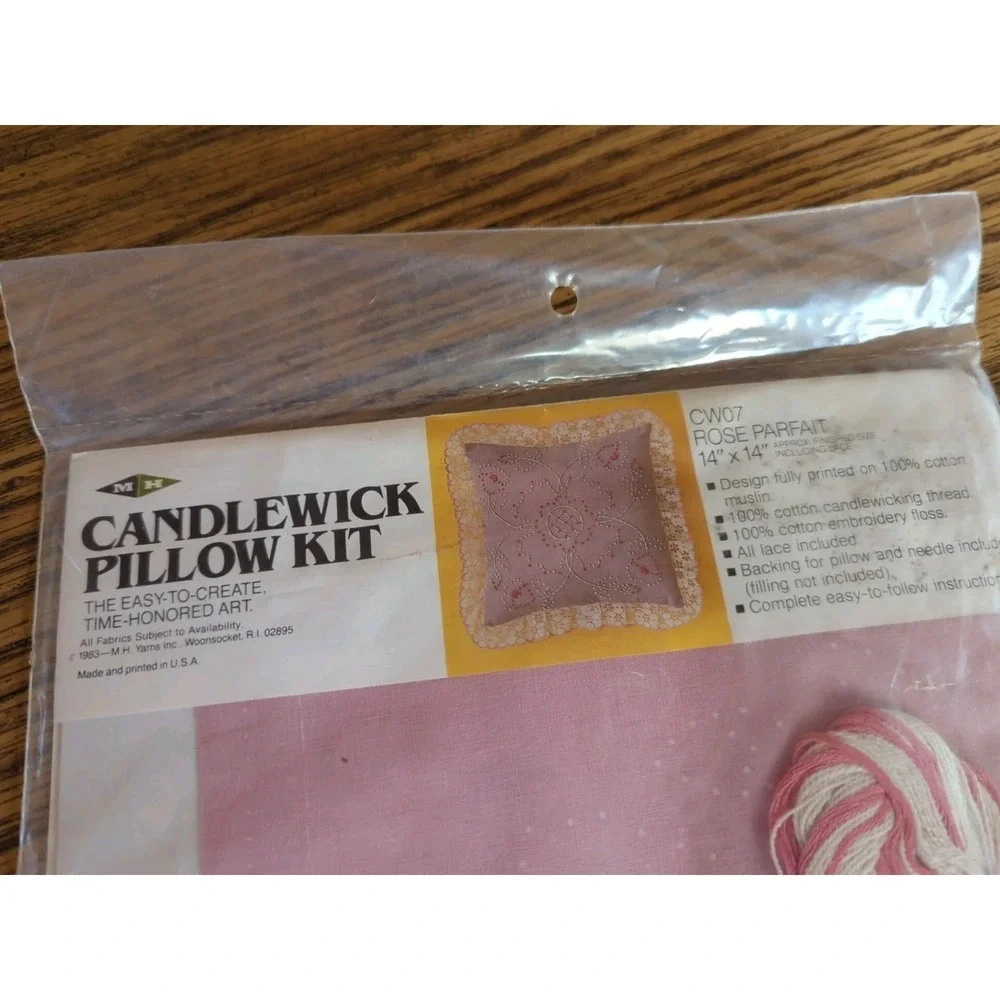 New Sealed Vintage Rainbow Parfait Candlewicking Embroidery Pillow Kit 14 X 14